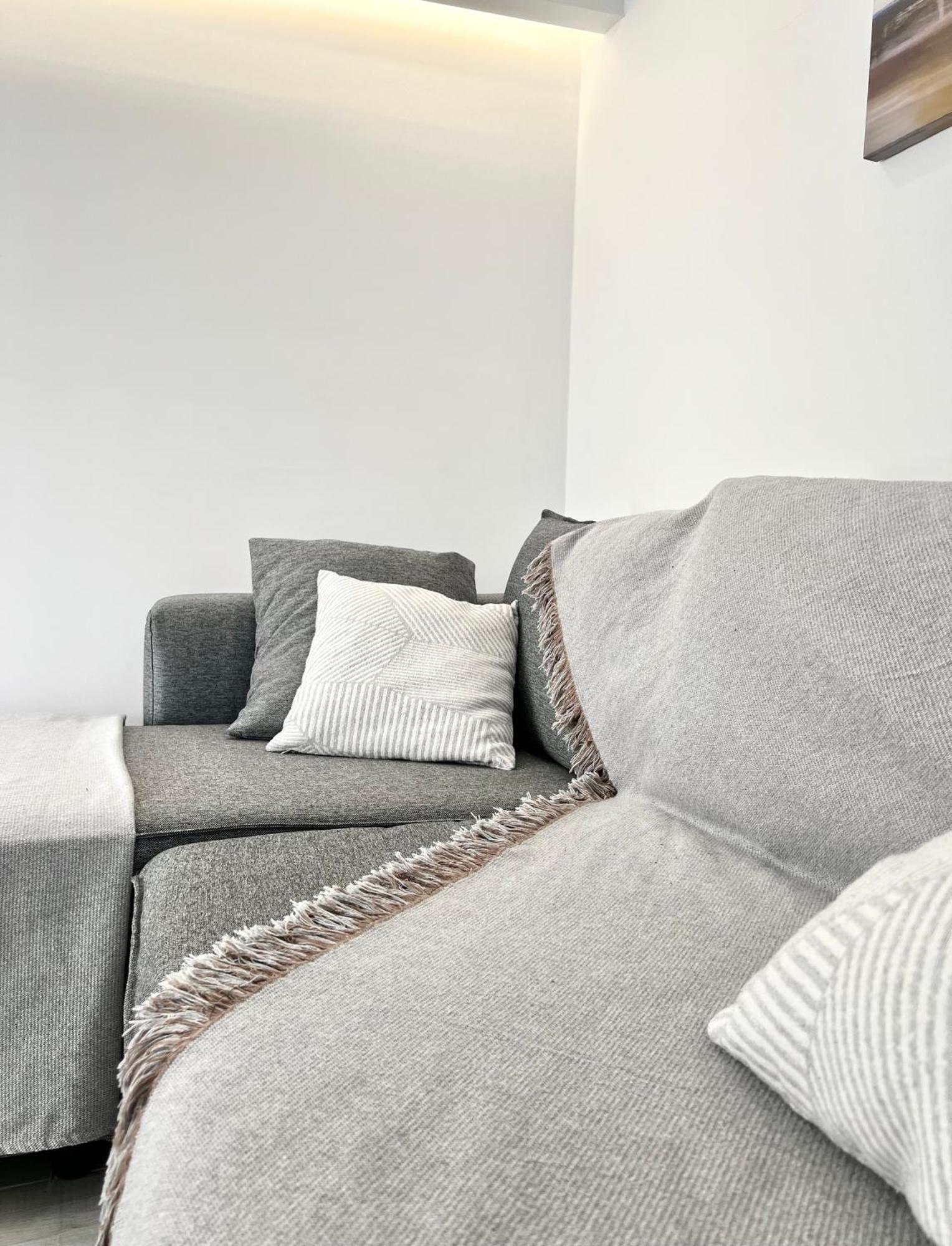Camara'S Gem Apartment Poros Town Екстериор снимка